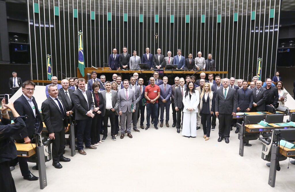 Brasília reconhece o que o mundo já sabe: a força das rochas naturais nasce no Espírito Santo